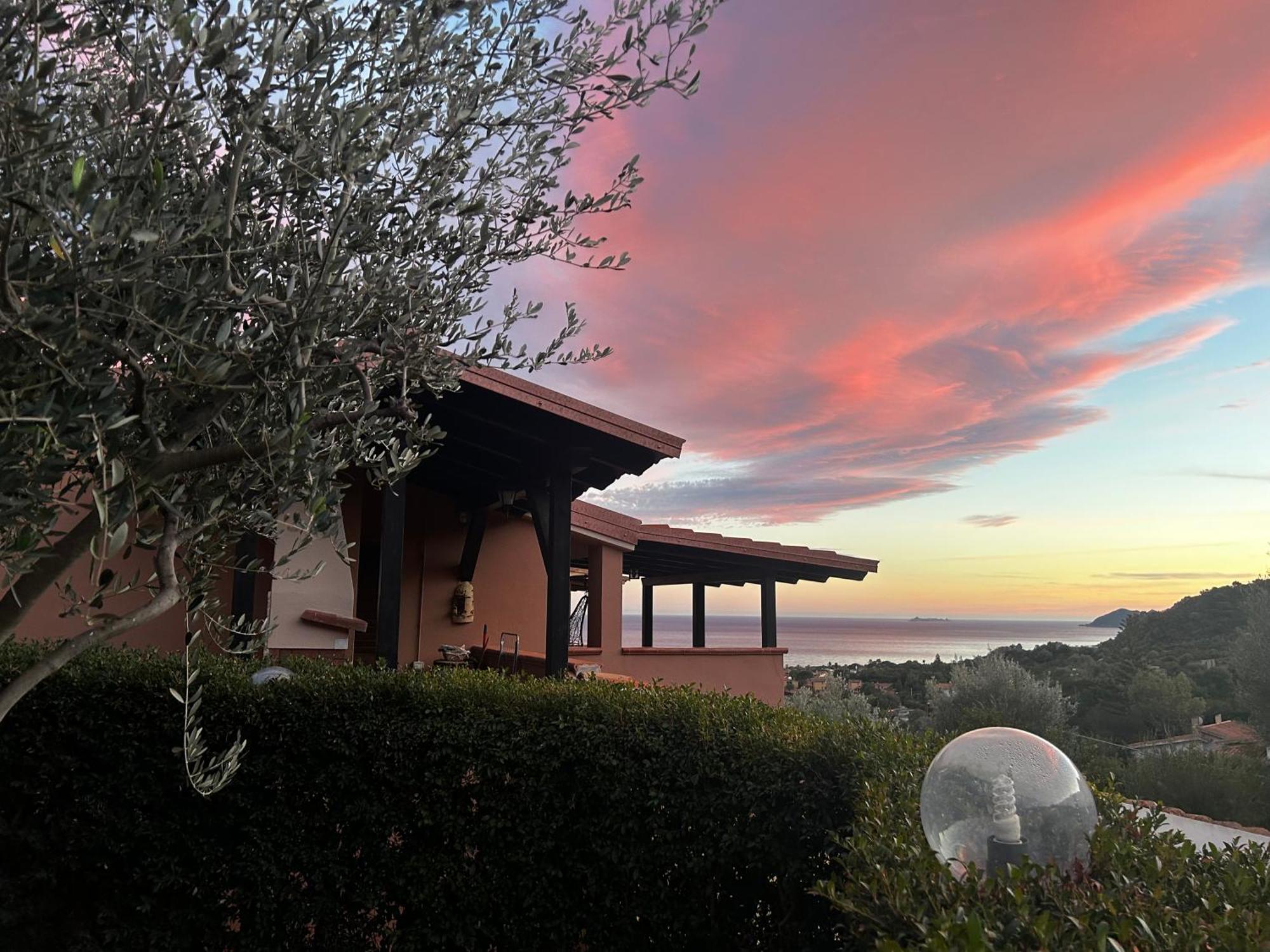 Villa Sole Vista Mare Super Panoramica Costa Rei Luaran gambar